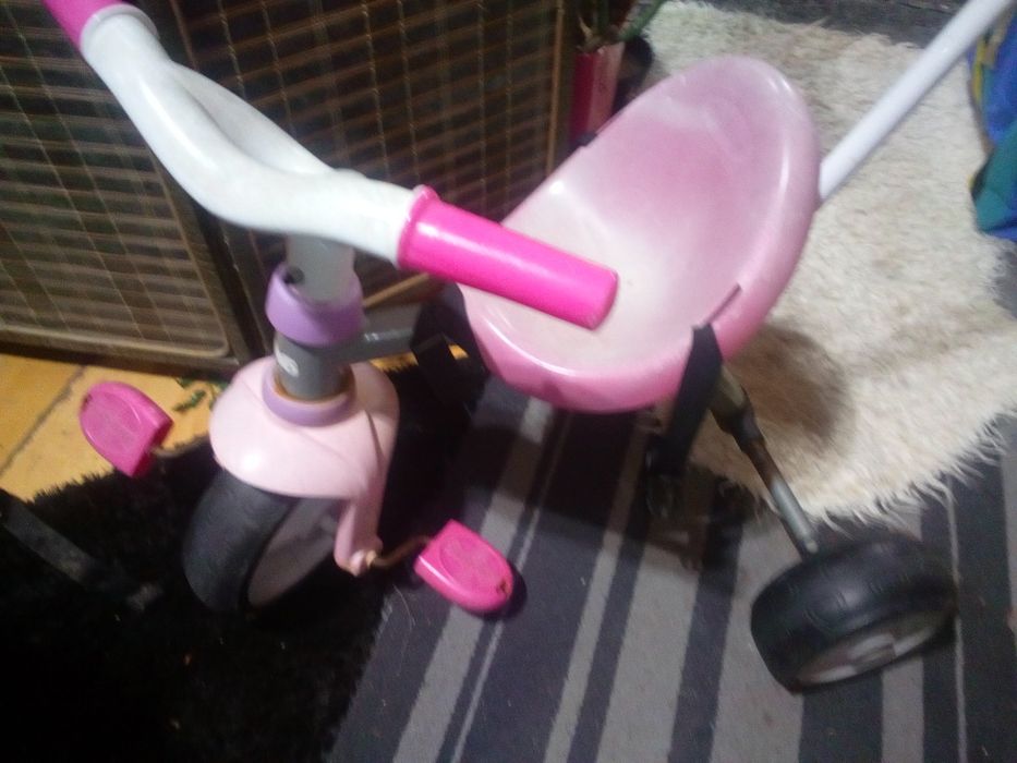 Triciclo criança com pega 10€