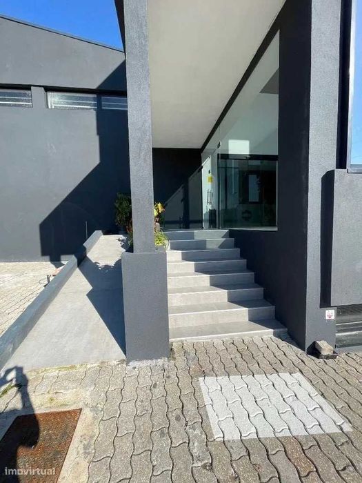 Escritórios Zona Industrial Alfena - 55m2