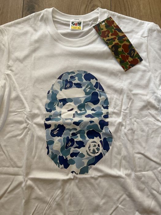 Koszulka Bape z niebieskim nadrukiem