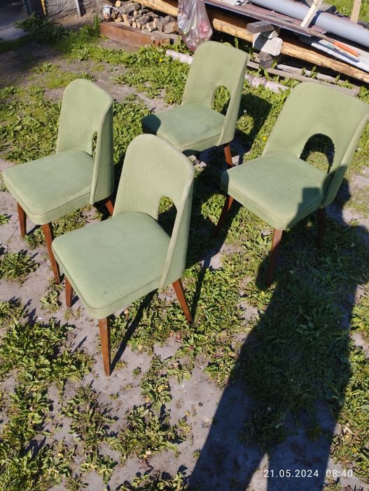 Krzesła stare prl