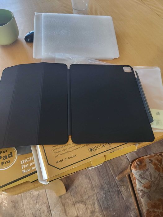 Etuli iPad Pro 13
