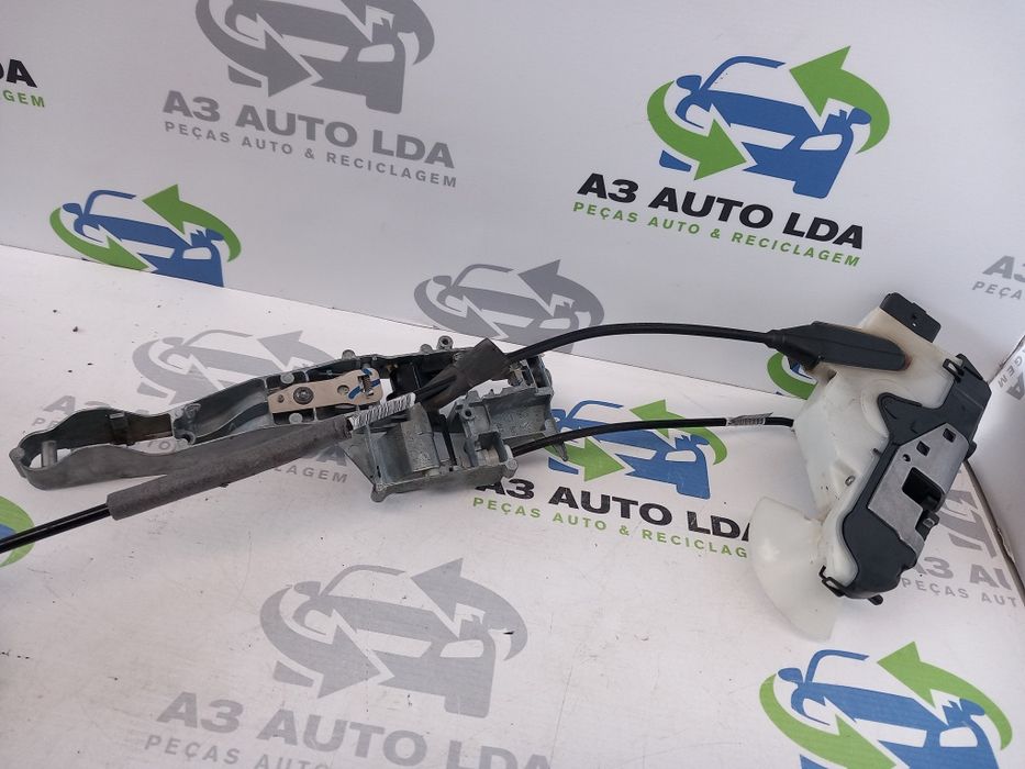 Fecho da porta frente esquerdo Peugeot Citroën
