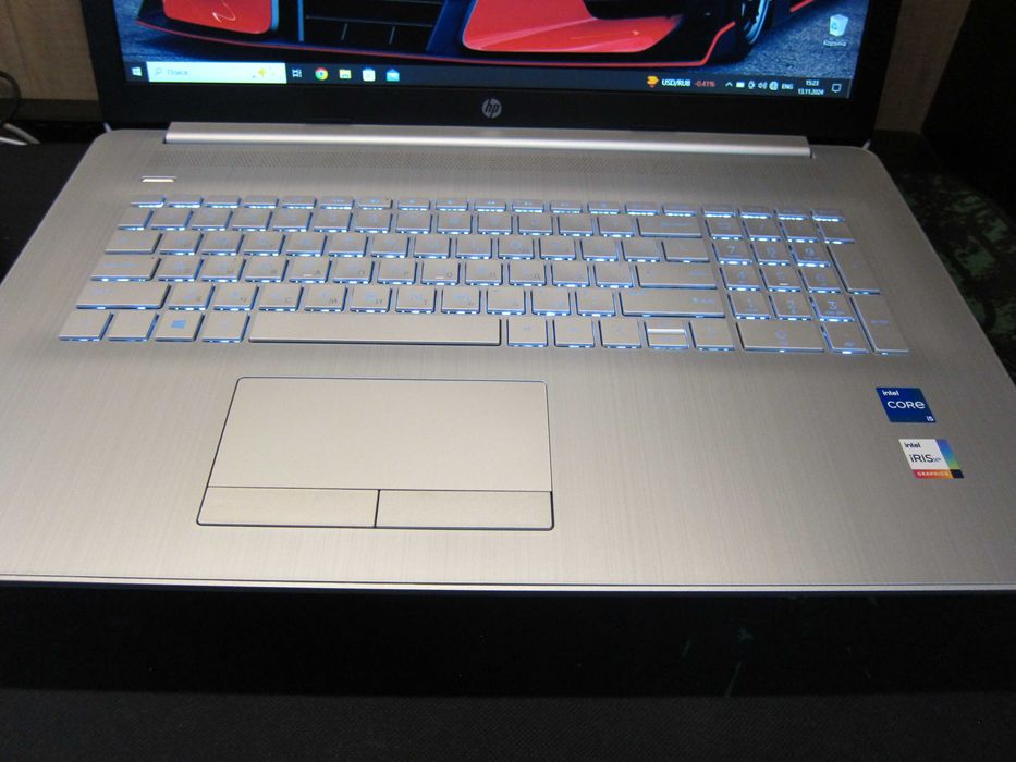 Hp Laptop 17 by4061nr/17.3" Full HD  /Intel Core I5 /Ram 16 gb DDR 4