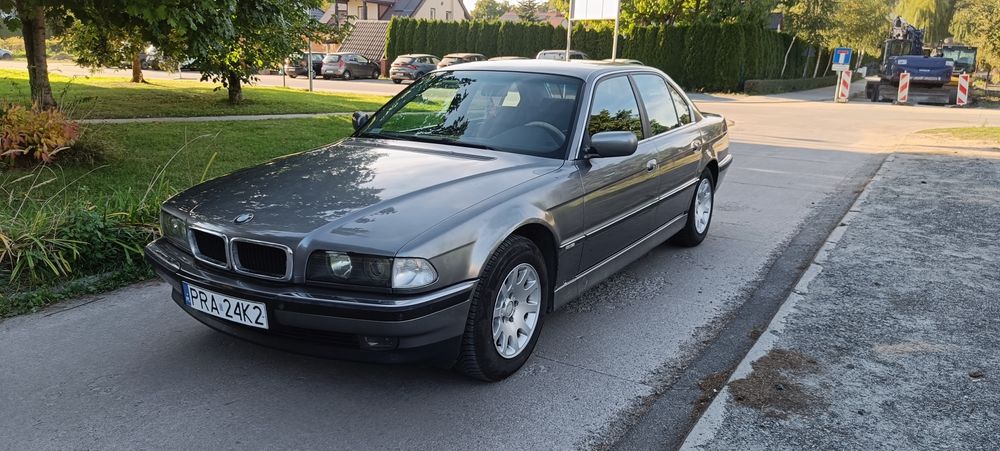 BMW Seria 7