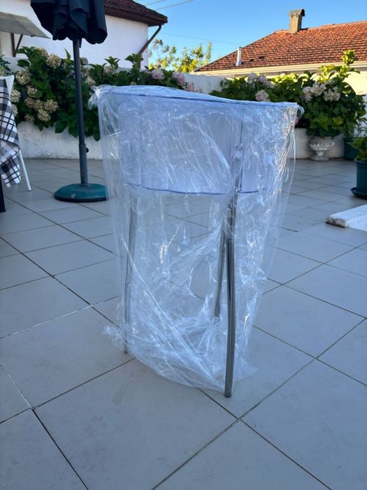 Mesa lateral de apoio Ikea