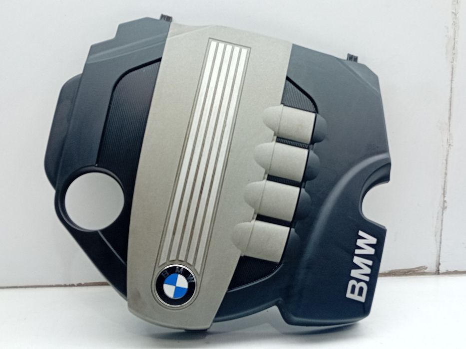 Cobertura do motor / blindagem superior do motor BMW 1 (E81)