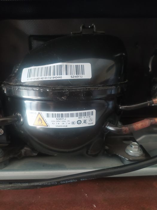 Холодильник Arctic amx - 098S