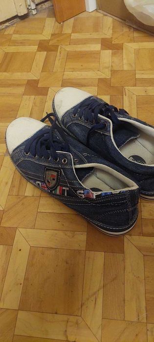 Продам кеды 43р бу