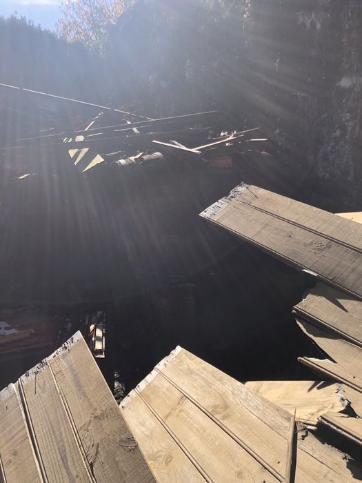 Vários pipos/pipas de vinho vazias para venda