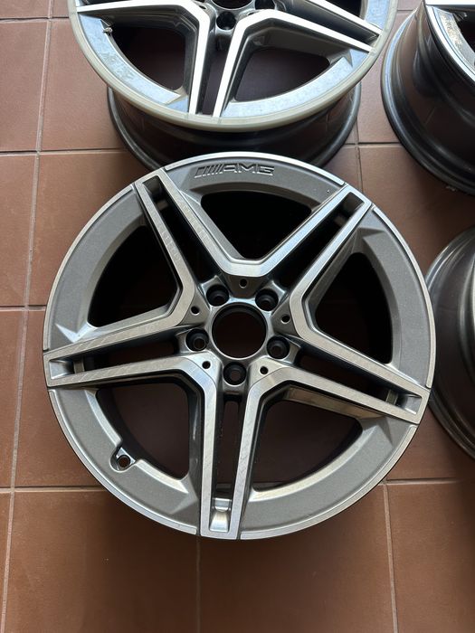 Jantes Mercedes AMG W177 18 polegadas - como novas