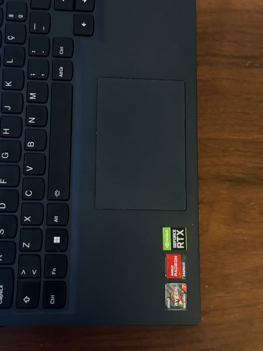 Lenovo Legion 5 15ACH6H | Ryzen 7 5800H | RTX 3060 | 16GB RAM | SSD 1TB | Ecrã 165Hz