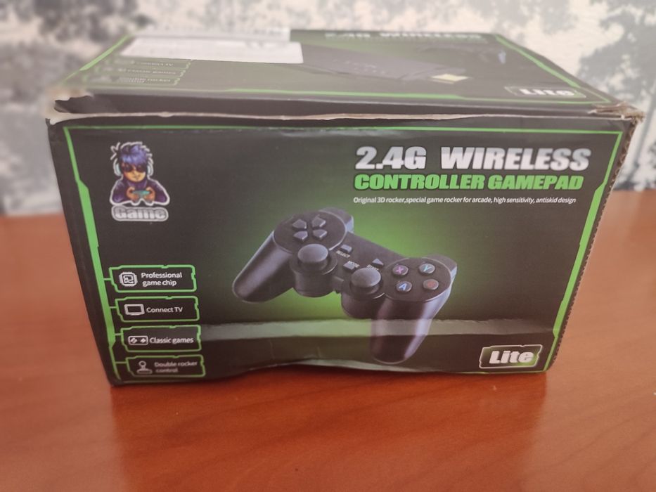 Mini GameStick Console 4K (10,000 Retro Games)64751142153731121