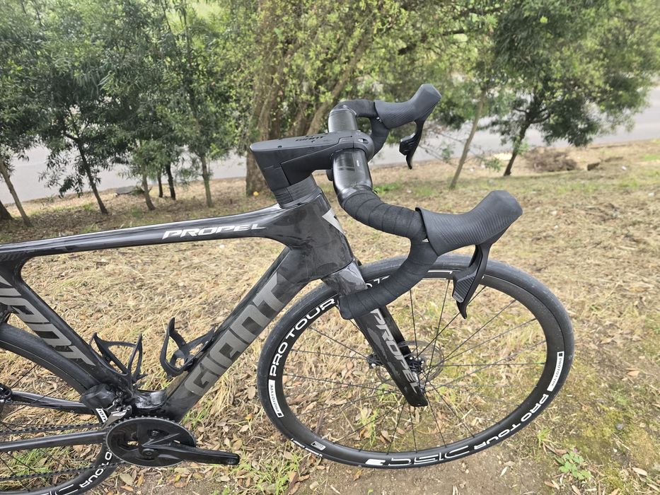 Giant carbono sram axs rodas carbono