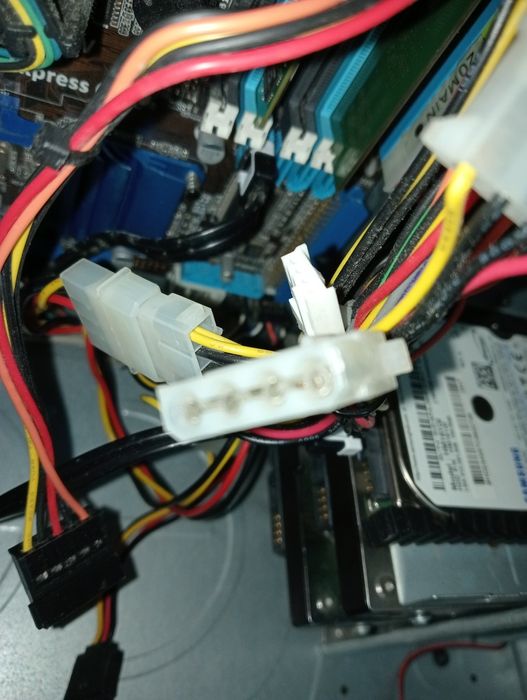 Caixa de computador ASUS