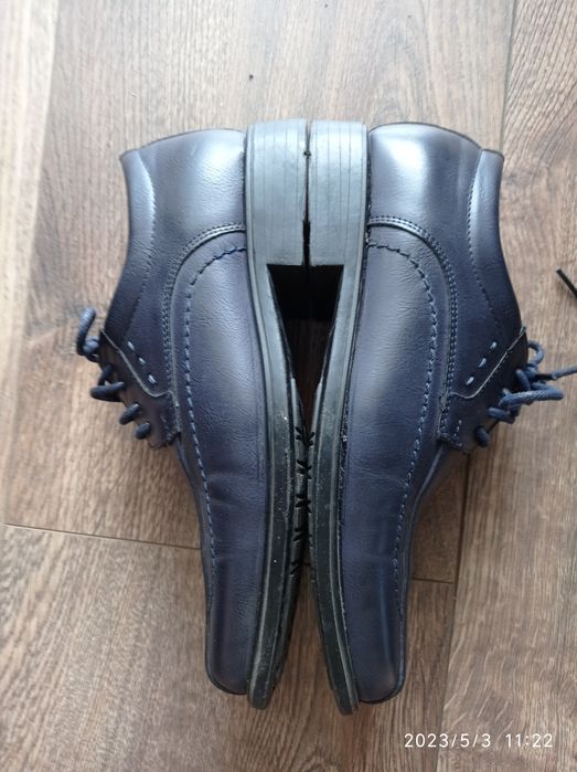 Eleganckie buty chłopięce półbuty wkładka 23,7 cm rozm 36 / 37 komunia