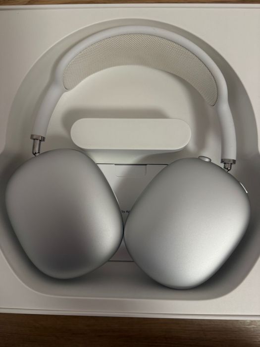 Apple AirPods Max Silver