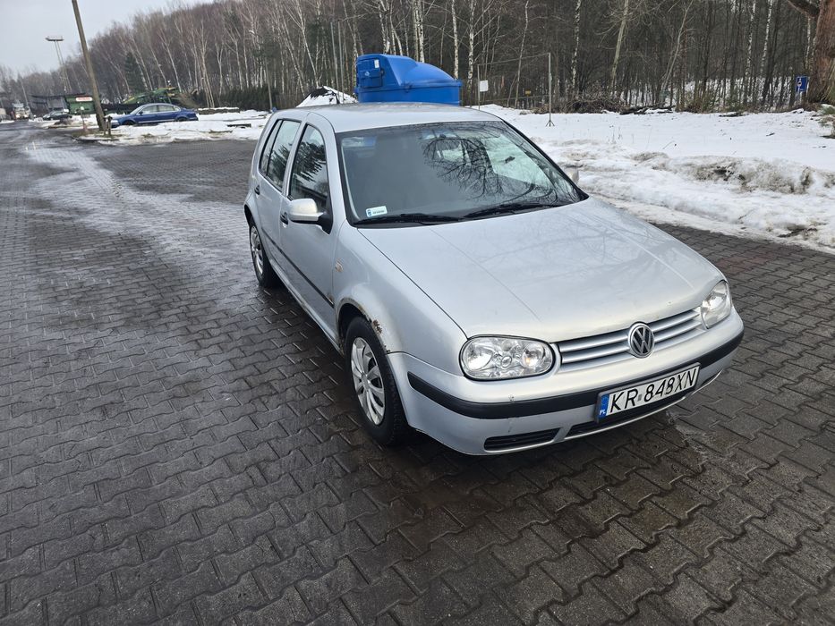 Volkswagen Golf IV 1.6 Benzyna 180 tys Przebiegu