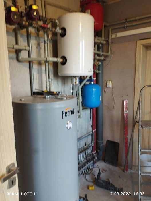 hydraulik monter instalacji . Pogotowie hydrauliczne