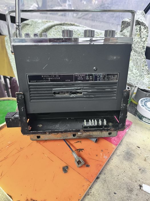 Радіоприймач «Шарп»