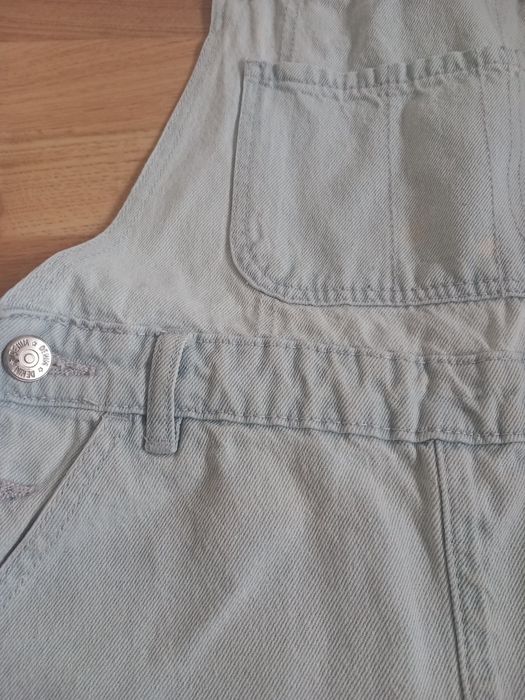 Ogrodniczki jeansowe spodenki 152