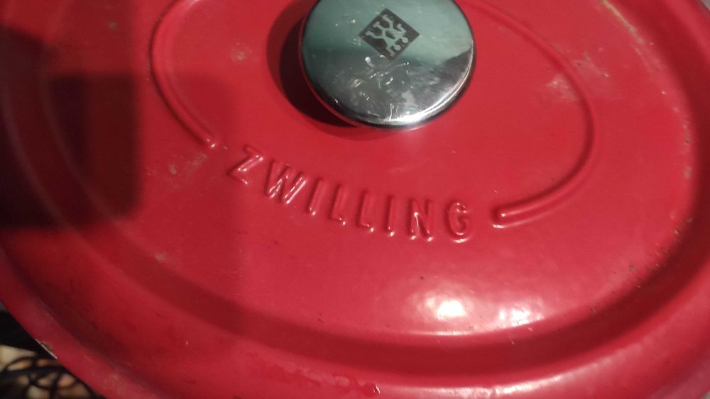 rondel żeliwny owalny 5 l pojemności