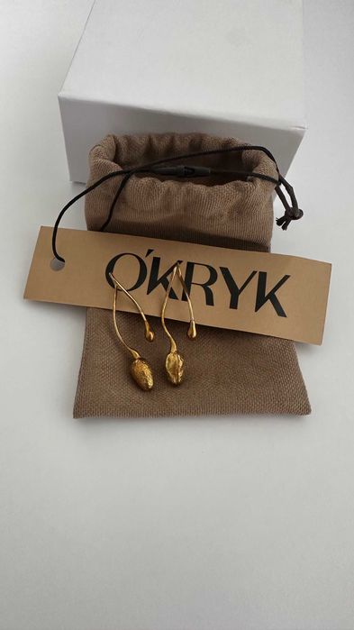 Okryk Twisted Earrings with Poppy Bud and Dew Drop