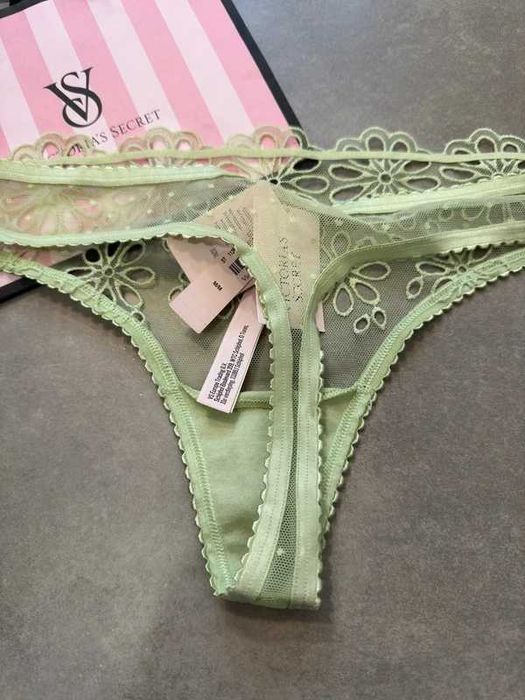 victorias secret nowe Majtki M z siateczki Eyelet Mesh stringi