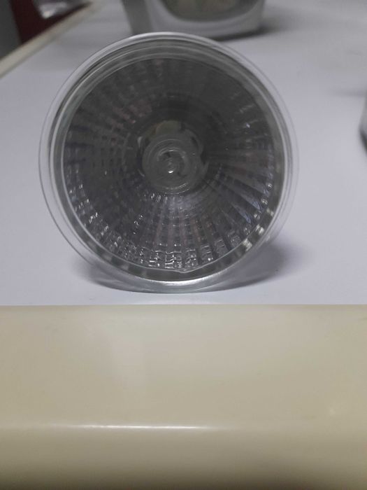 Żarówki halogenowe QeeQ Gu-10+C 230v 50 w!!!Okazja