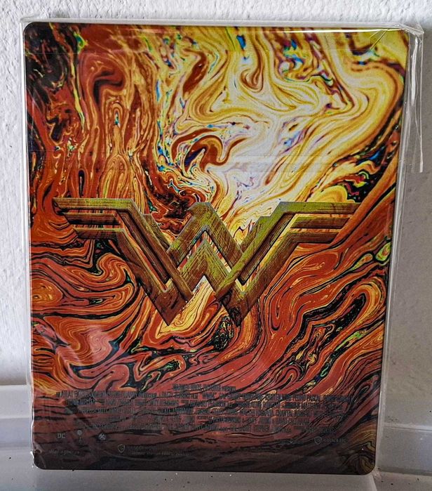 Wonder Woman 84 - (edição steelbook como nova)
