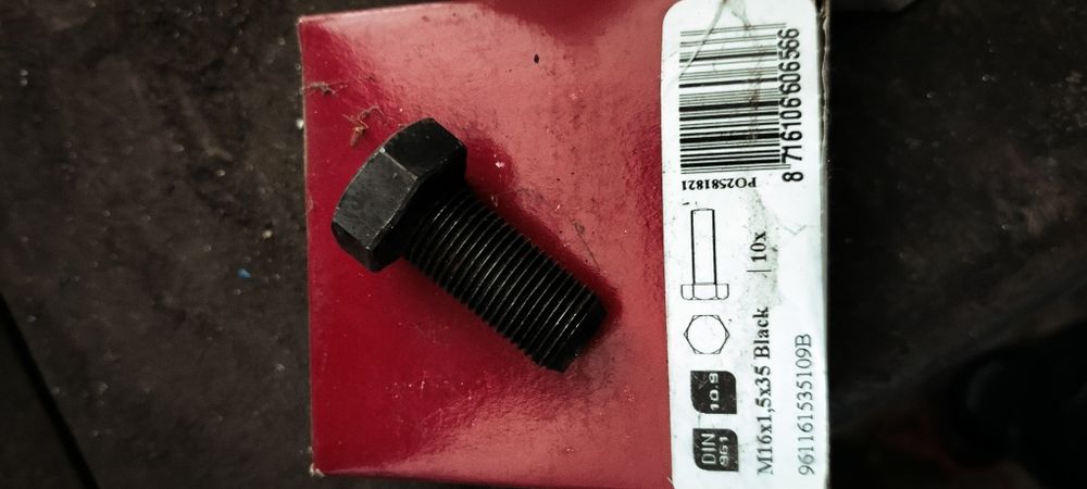 Śruby M16x1,5x35 Black 10.9
