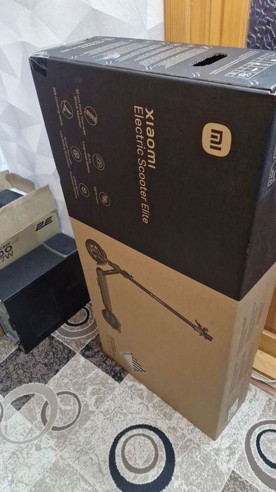 Електросамокат Xiaomi Electric Scooter Elite (BHR9603GL). Як НОВИЙ. Г