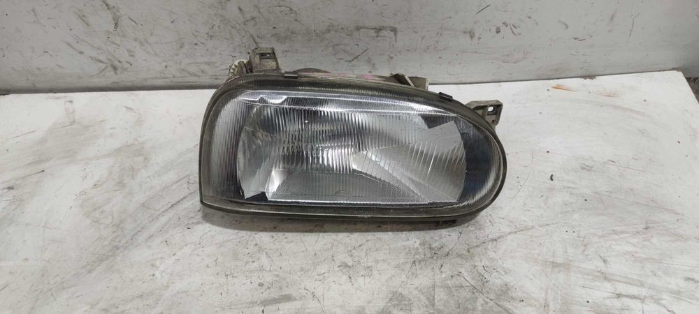 VW Golf III Lampa Reflektor Prawa Przednia Prawy Przód PP Hella