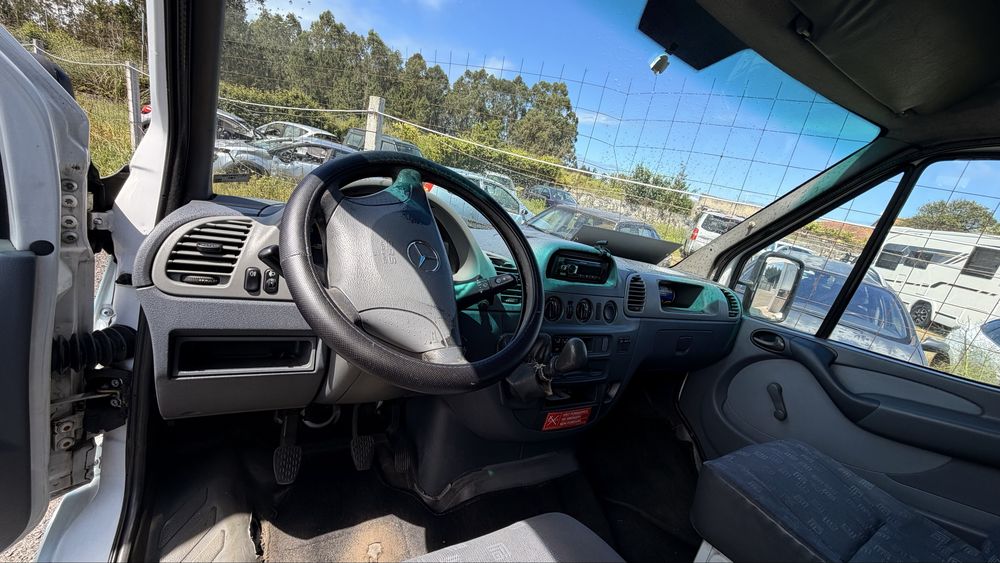 Mercedes Sprinter 313 CDI – 9 Lugares – 2004