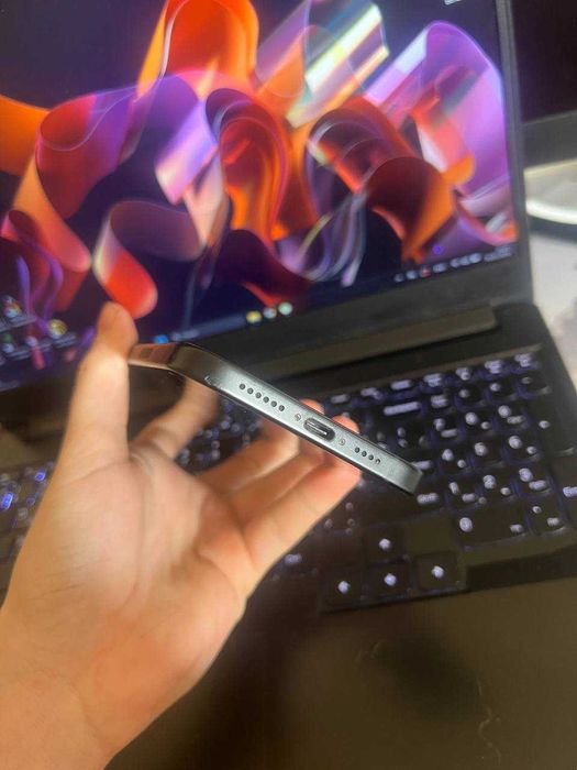 Iphone 15 plus 128gb ідеальний стан неверлок новий