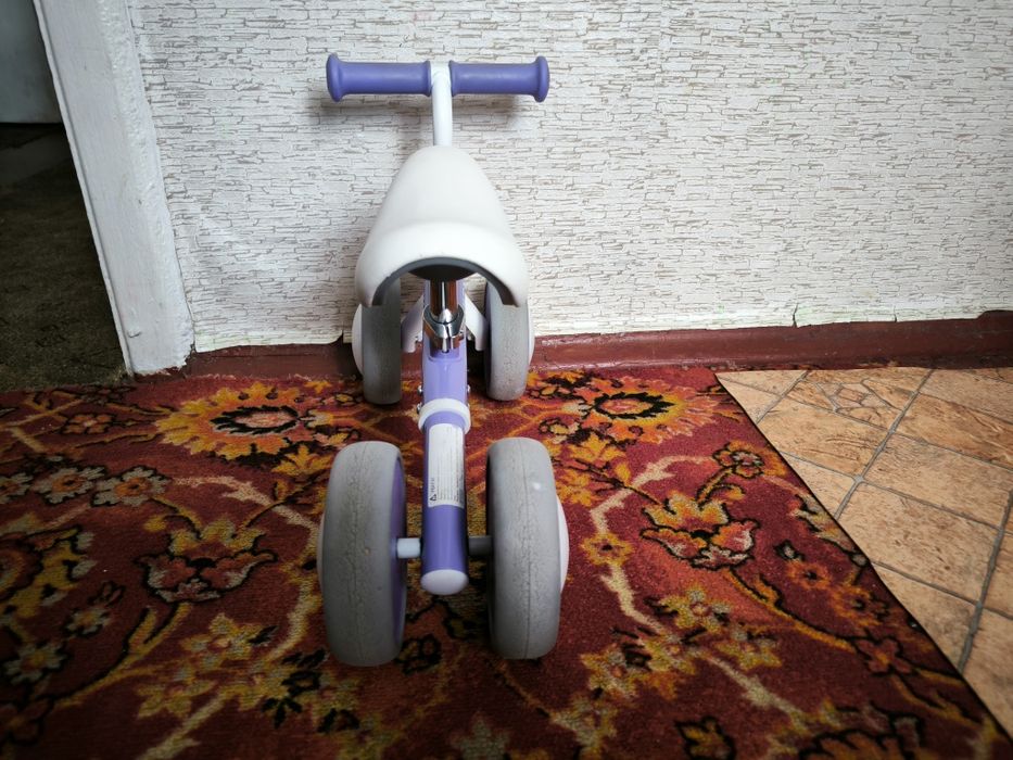 Беговел для девочки 1-2 года