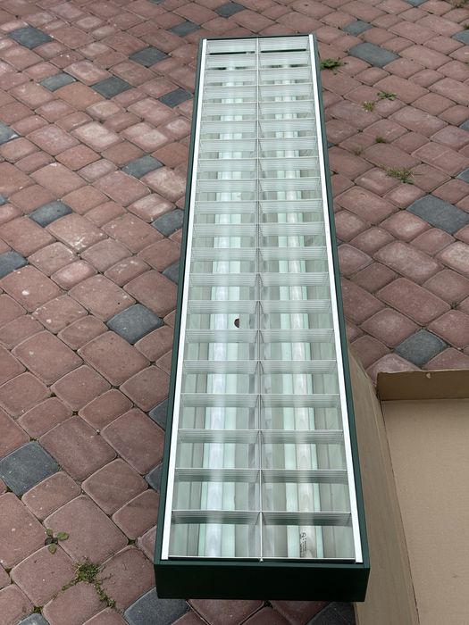 Oprawy oświetleniowe rastrowe fluorescencyjne – nowe, 12 sztuk