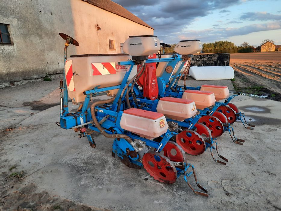 Monosem NG siewnik do kukurydzy 4 rzędowy bardzo dobry stan!