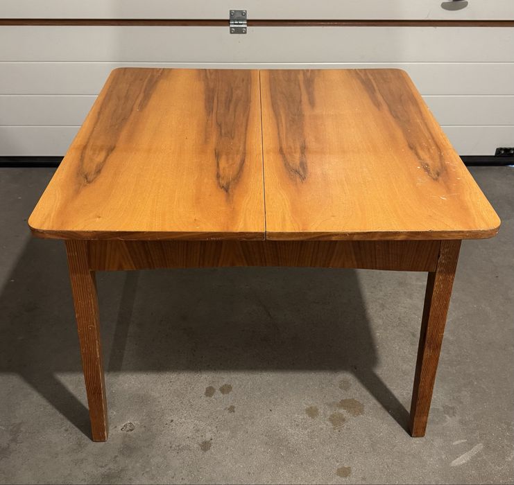 Stół rozkładany orzechowy w stylu Art Deco