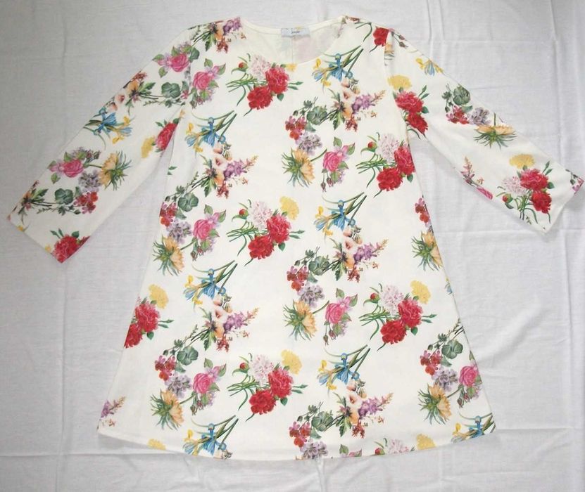 Vestido florido de meia estação