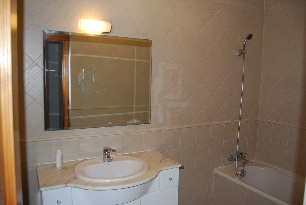 Quarto individual a estudante perto do Hospital Universitário, Coimbra