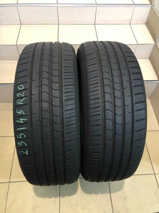 Шини Vredestein 235/45 ZR20 100W Ultrac Satin
