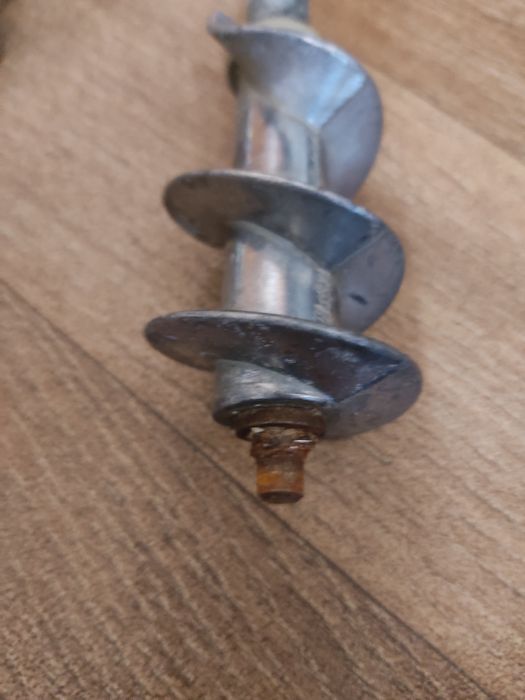 Электро мясорубка elbee 800w