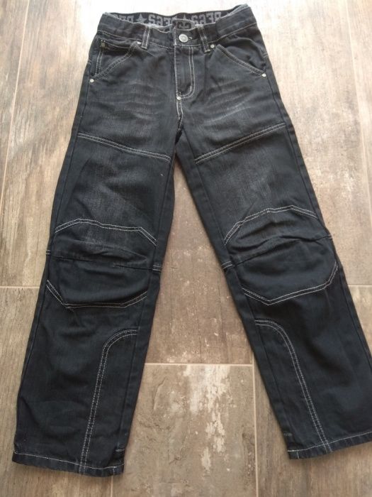 Jeansy chłopięce 134