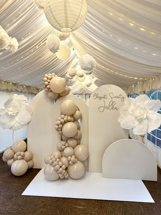 Ścianka balonowa na chrzciny, roczek, urodziny, komunia święta