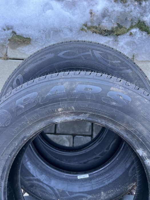 Резина  НОВАЯ R14 185/65/14 Bars BR220