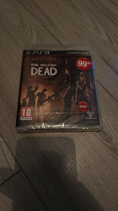 Nowa w folii The walking dead ps3