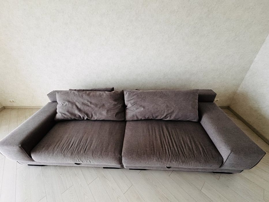 Продам великий диван