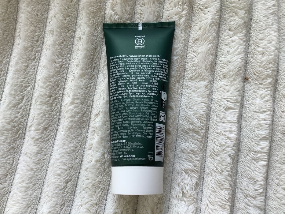 Whipped body cream