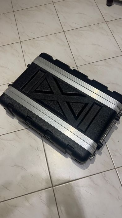 Rack 2U Curta - Thomann