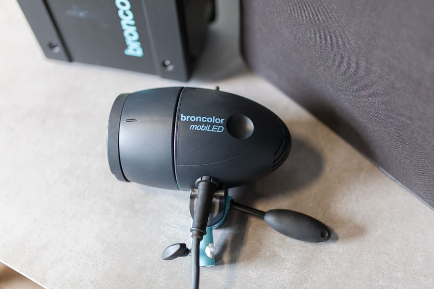 Broncolor A2L Generator + Mobiled Flash Head – Travel Kit64168946936066123